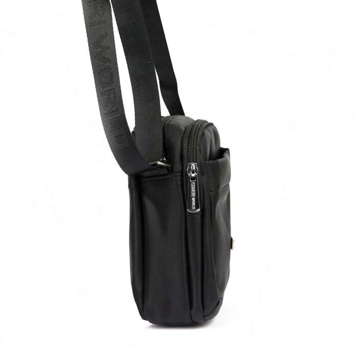 Pánska čierna polyesterová taška Coveri World CW2126 crossbody s nastaviteľným popruhom